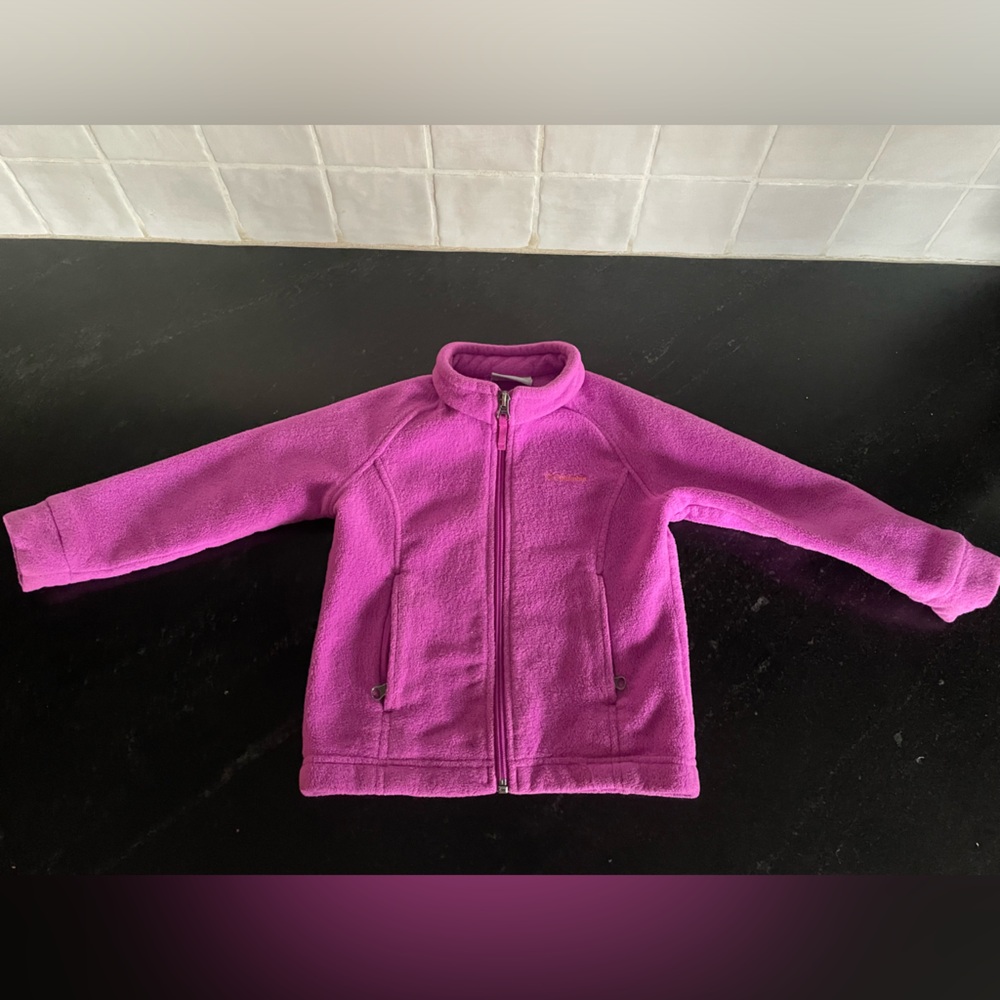 Toddler girl’s Columbia fleece jacket - pink - size 3